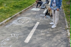 23